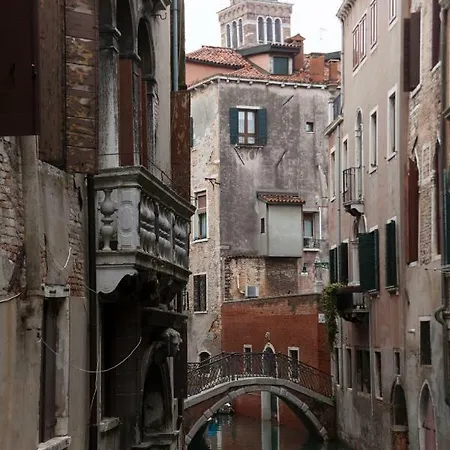 Phoenix A * Venise