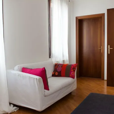Phoenix A Appartement *